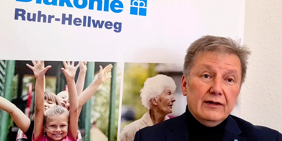 Koordiniert die Hilfe für Geflüchtete bei der Diakonie Ruhr-Hellweg: Udo Sedlaczek Koordiniert die Hilfe für Geflüchtete bei der Diakonie Ruhr-Hellweg: Udo Sedlaczek