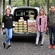 Bei der Spendenübergabe der Handwerkskammer Südwestfalen dabei waren v.l.n.r.: Nadine Saint-Remy, Mitarbeiterin der Handwerkskammer Südwestfalen; André Körfgen und Helena Litke, beide Partyservice Mues; Regine Hergert und Dr. Pavlo Akymenko, beide von der Sauerland Hilfe sowie Christoph Dolle, stv. Hauptgeschäftsführer der Handwerkskammer Südwestfalen. 