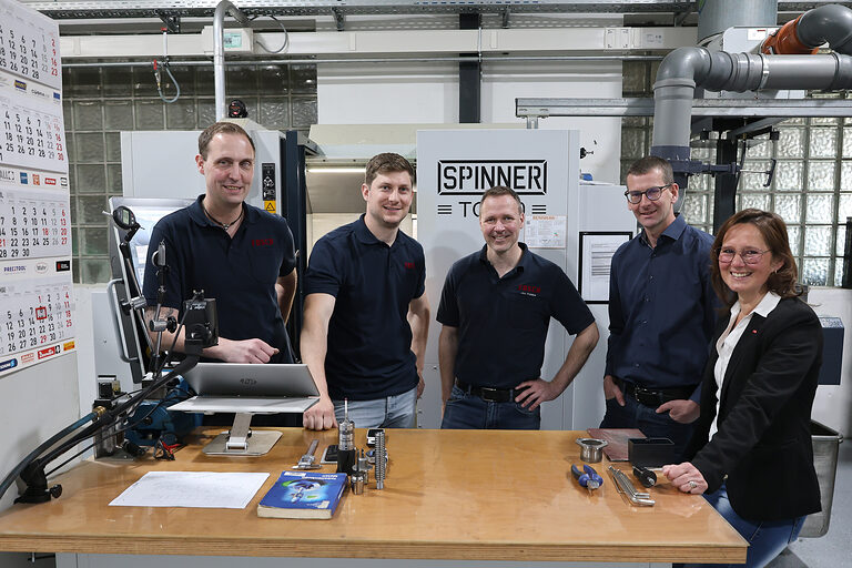 Besuch von der Handwerkskammer Südwestfalen und der Deutschen Rentenversicherung bei der Fosch GmbH in Marsberg-Giershagen.