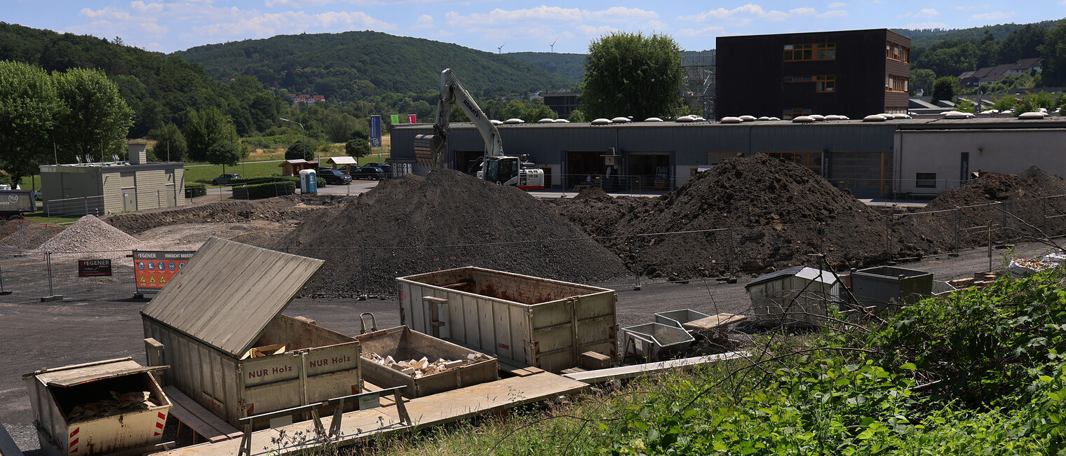 Erdarbeiten für den Neubau einer Tischlerwerkstatt am bbz Arnsberg.
