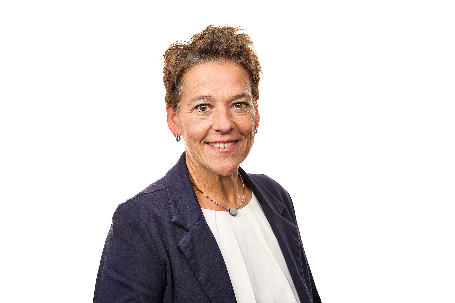 Porträtfoto von Sabine Blume, Geschäftsführerin Finanzen und Berufsbildungszentrum der Handwerkskammer Südwestfalen.