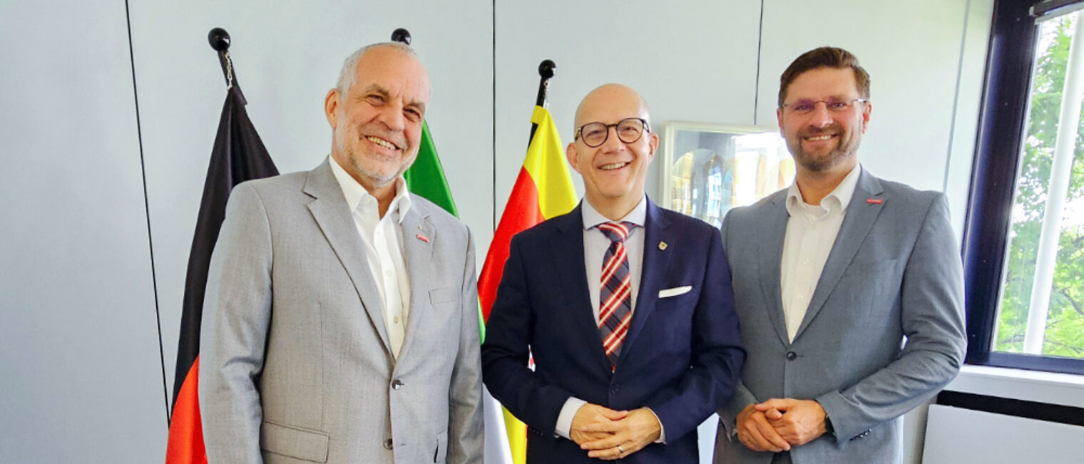 Gruppenfoto mit Jochen Renfordt (links), Ralf Schwarzkopf (Mitte) und Hendrik Schmitt (rechts)