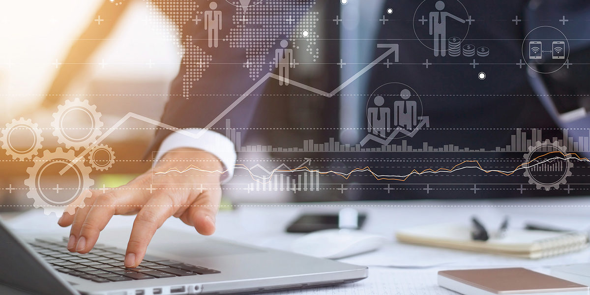 Businessman working using laptop computer with strategy and growth of business on screen Schlagwort(e): computer, chart, graph, growth, technology, laptop, business, strategy, digital, businessman, analysis, investment, data, research, marketing, communication, notebook, people, plan, information, report, innovative, searching, competition, innovation, internet, busy, development, working, device, growing, finance, audit, screen, communicate, connect, professional, work, smart, exchange, financial, success, currency, corporate, global, network, vision, customer, teamwork, worldwide, social, target