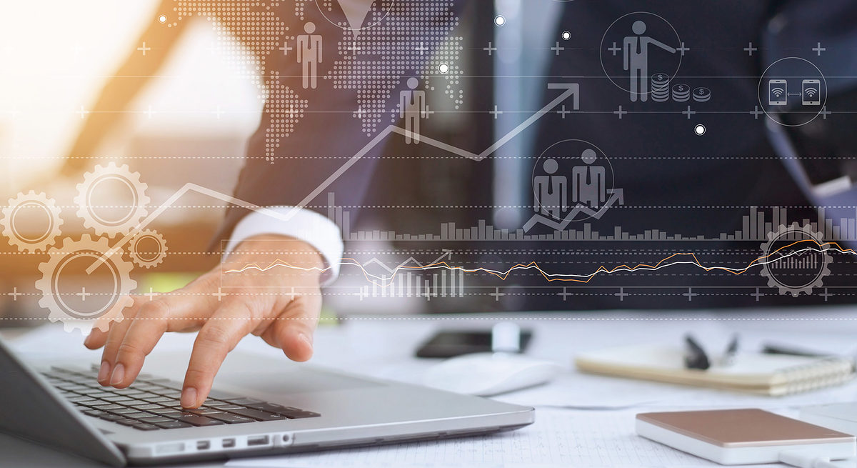Businessman working using laptop computer with strategy and growth of business on screen Schlagwort(e): computer, chart, graph, growth, technology, laptop, business, strategy, digital, businessman, analysis, investment, data, research, marketing, communication, notebook, people, plan, information, report, innovative, searching, competition, innovation, internet, busy, development, working, device, growing, finance, audit, screen, communicate, connect, professional, work, smart, exchange, financial, success, currency, corporate, global, network, vision, customer, teamwork, worldwide, social, target